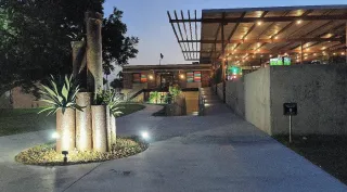 University Draft House: Where McAllen's History Meets Culinary Excellence