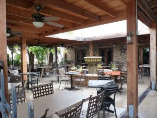 🍷 Sip, Savor, Repeat: A Delicious Night Out at House.Wine & Bistro in McAllen, TX