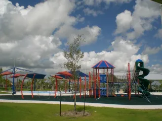 🌸Zinnia Park in McAllen, TX: Where Chill Vibes, Colorful Flowers & Family Fun Bloom All Year Long