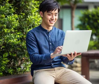 Driving Business Growth with Digital Marketing: The Synergy of Social Media, CRM, and Metrics