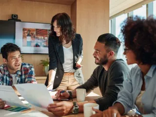 Stay Ahead of the Curve: Top Digital Marketing Trends for Promoting Your Services