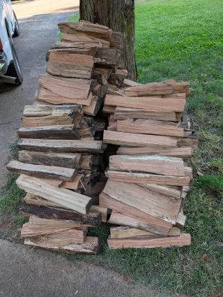 Firewood in Cobb County, Georgia: Your Complete Guide to Buying, Storing & Burning Hardwood