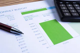 Taking Control of Your Finances: Why You Need a Well-Structured Budget