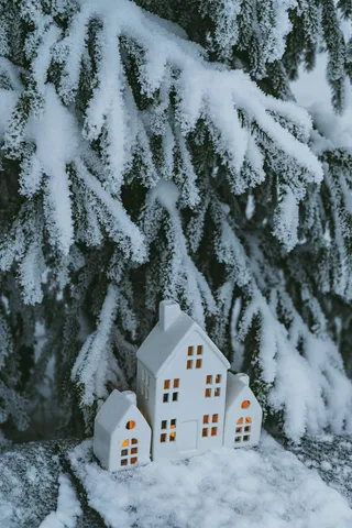 Winterizing Your Home: A Cozy Guide to Embrace the Chill