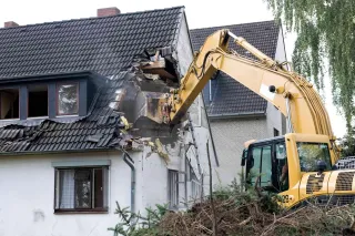 Why Kitsap County Homeowners Choose Local Demolition Companies | TH Excavation