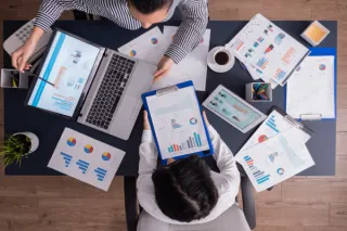 The Impact of Social Media Analytics on Digital Marketing Strategy