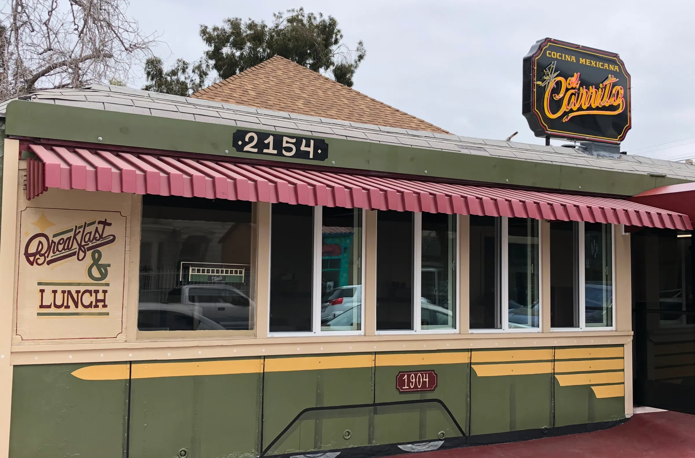 🍳Vinyl Vibes & Brunch Goals: Sister Ray’s Is San Diego’s Coolest Corner Hang
