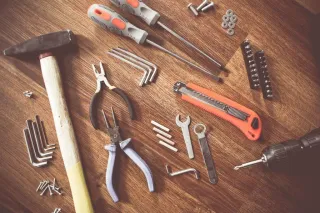 Fuss or Fix