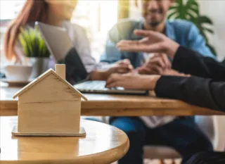 Moving Insurance Decoded: 27 Critical Coverage Facts The Big Companies Don't Want You To Know Before You Move