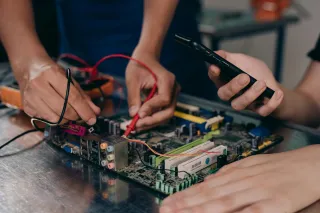 Electrical Maintenance: A Key to Business Continuity