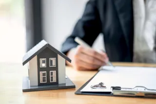 Everything You Need to Know About License Transfers for Real Estate Agents