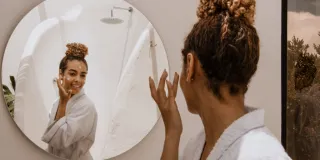 Daily Skincare Routine to Prevent Acne Flare-Ups