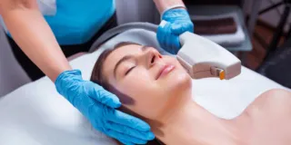 IPL Acne Reduction: Venus Versa for Stubborn Breakouts