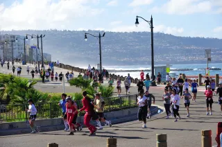 👟Hit the Ground Running at Village Runner: Redondo Beach’s Running HQ