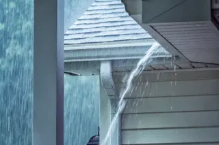 Can Roofers Work in the Rain?