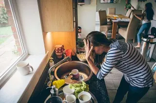 From Gentle Parent to Loving Authoritative Mom: Meet Hannah, Supermom of Five