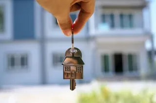 Top 10 things to consider when buying a home in 2024