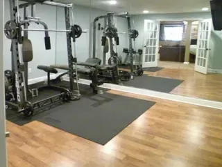How to Maintain Your Hardwood Gym Floors