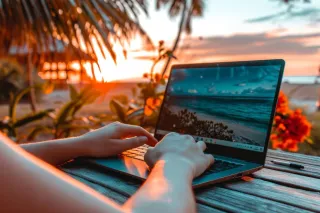 Virtual Assistants and AI Tools: Creating the Perfect Productivity Partnership