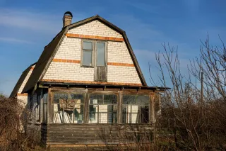 How Do You Take Ownership of an Abandoned Property?