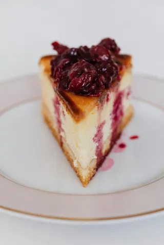 No-Bake Berry Cheesecake