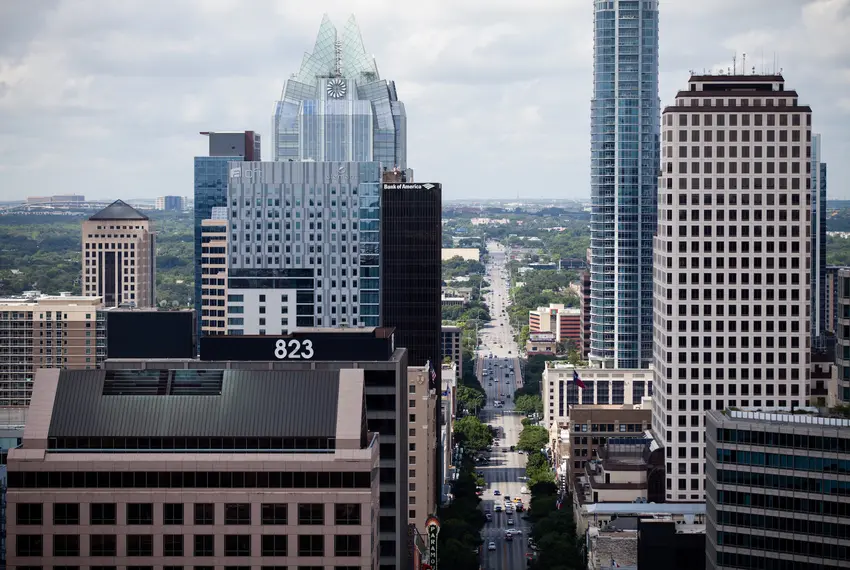 To fight climate change and housing shortage, Austin becomes largest U.S. city to drop parking-spot requirements