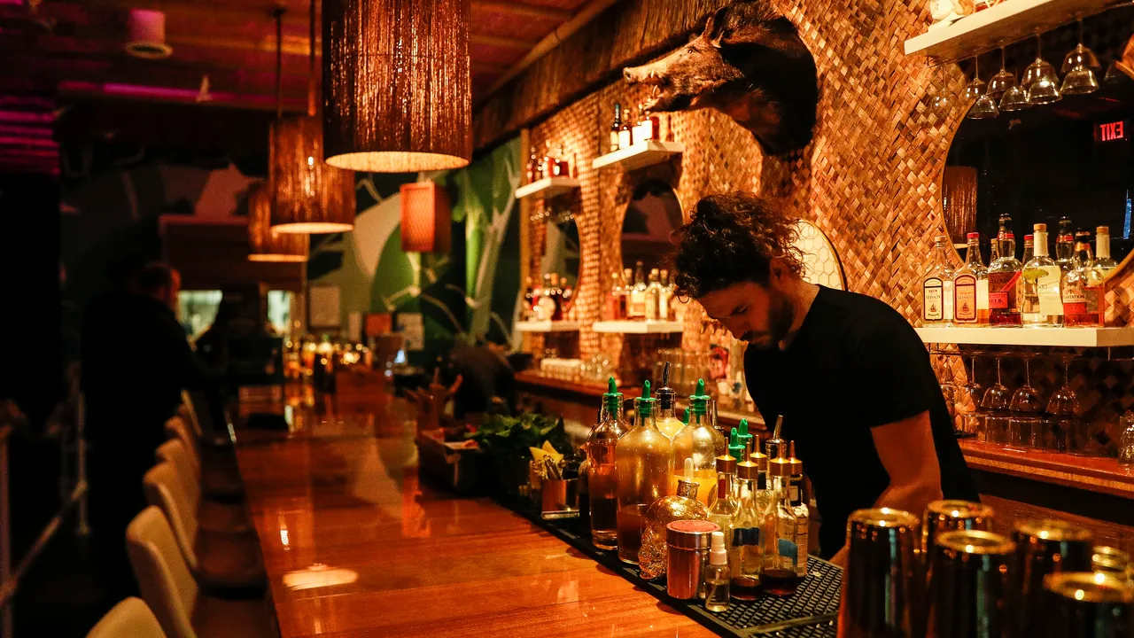 🍹Strange Bird in Indianapolis – A Tiki Bar That Feels Like a Secret Island Party