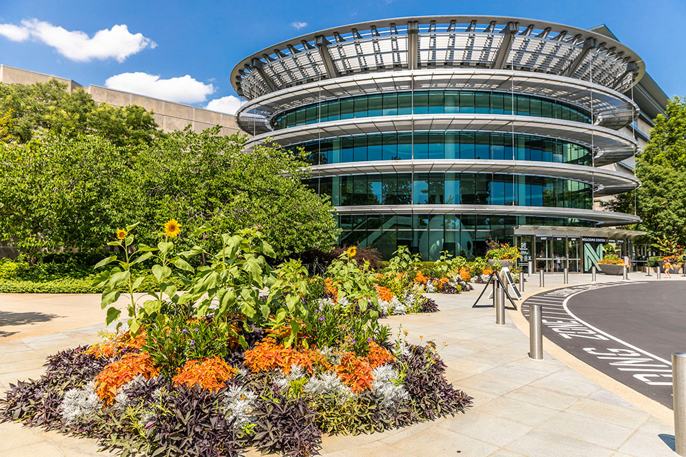 Explore Newfields: Indianapolis Museum of Art | Prime Edge Car Rentals, Indianapolis, IN 🎨🌿