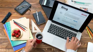 8 Reasons Why You Should Have a Blog