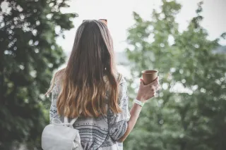 🧳 Solo But Not Scared: How to Stay Safe While Traveling Alone (Without Becoming a Netflix Documentary)