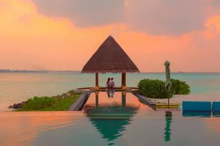 🌴 Why You Should Take Yourself on a Honeymoon (Even If You’re Very Much Single)
