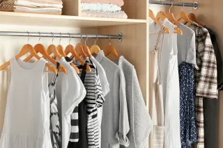 Spring Closet Refresh: Out with the Old, In with the Fab!
