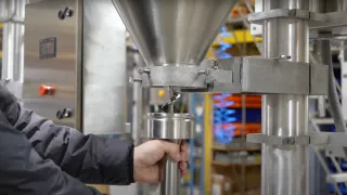 How to Disassemble and Clean Your Non-Free Flow Auger Fille