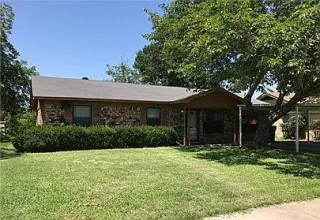 HOT Lewisville, TX Flip – Quick Cosmetic Reno!