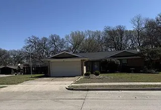 LEWISVILLE GOLDMINE: 1970s GEM WITH $70K+ EQUITY PLAY!