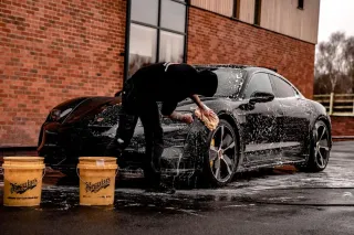 Professional Car Cleaning Services That Transform Your Ride