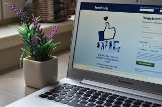 Top 5: Facebook Marketing Strategies 