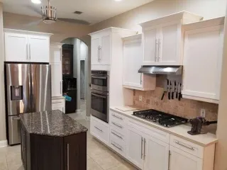 Modernizing your Kitchen with Cabinet Refacing