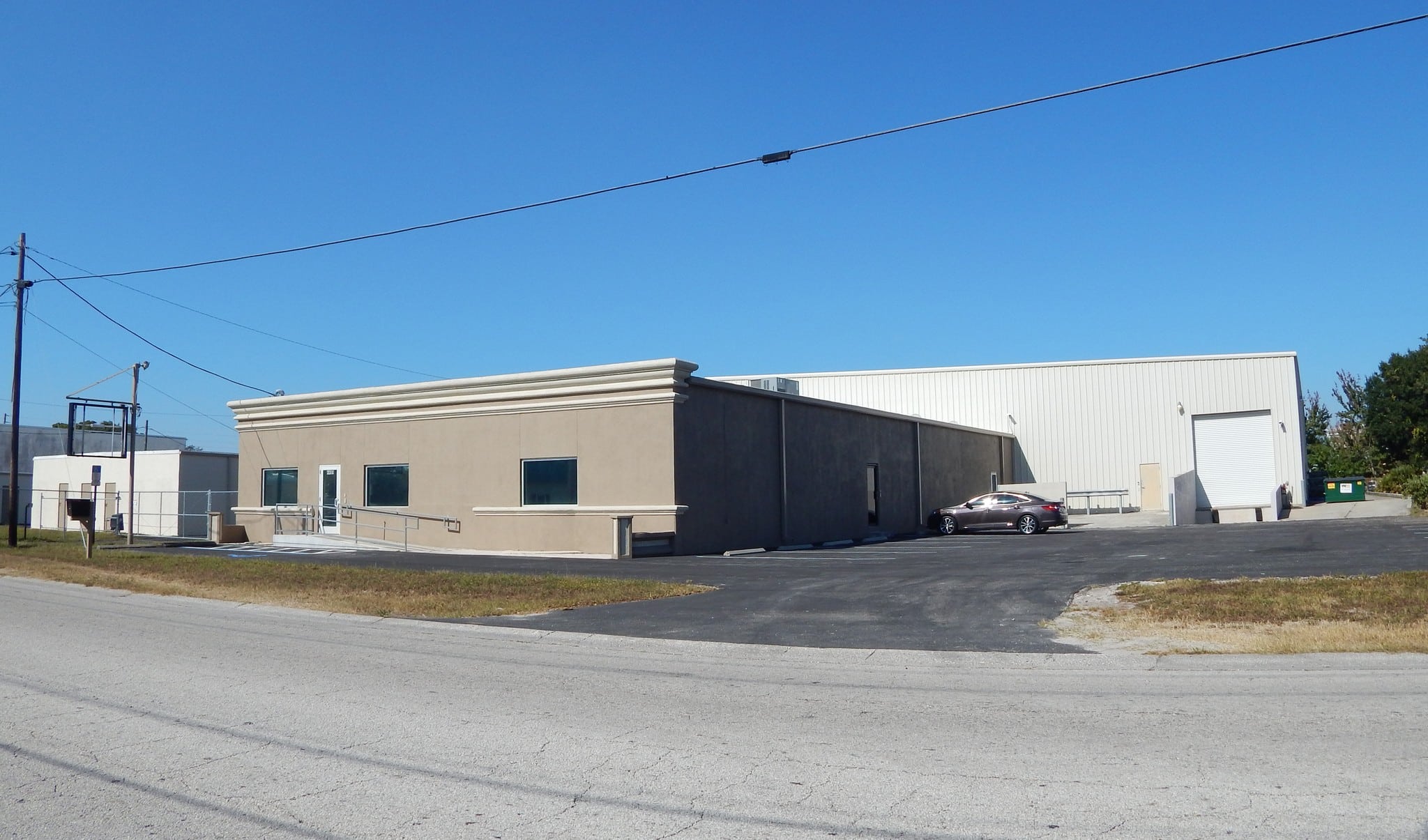 Apex has successfully acquired a warehouse/storage facility in the Clearwater, FL area.