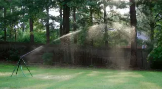 5 Easy Alternatives to Underground Sprinkler Systems