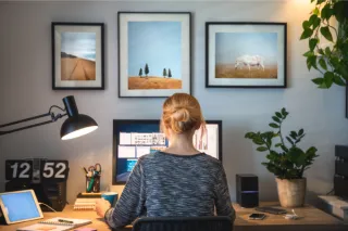 Build a Profitable Work-From-Home Business with Virtual Assistant Coaching”