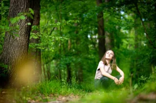 The Noticing Child: How Nature Study Cultivates Observation & Wonder