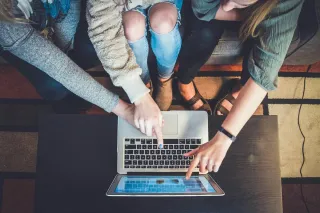 How to Leverage the New Year Momentum to Boost Your Brand’s Online Presence