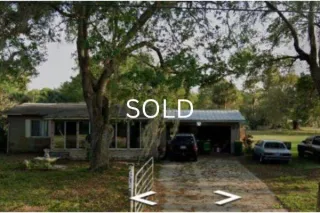 SOLD - Florida SFR, Acre Lot By the lake! Aurantia Rd Mims, Florida 32754