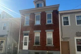 New Investor Deal 3 Bedroom 2 Bath Duplex! Larkins Way, 15203 Pittsburgh, PA
