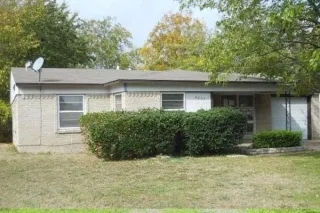 New 3 bed 1.5 bath Investor Deal available in 75150! Scottsdale Dr, Mesquite, TX 75150