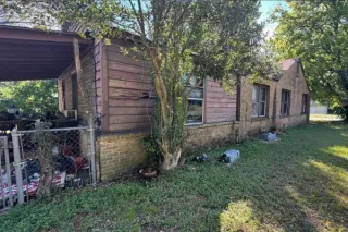 Investor Special 3 bed 1 bath!! S 13th St Longview TX 75602