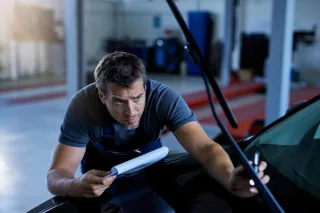 Why Windshield Chip Repair Should Be Done Immediately