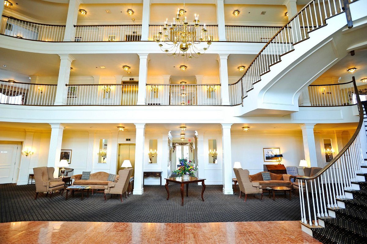 Ride in Style for Your Special Event: Hartford VIP Car Rental, Avon, Connecticut