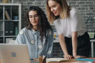 Dismantling Marketing Silos for Seamless Collaboration and Enhanced Efficiency